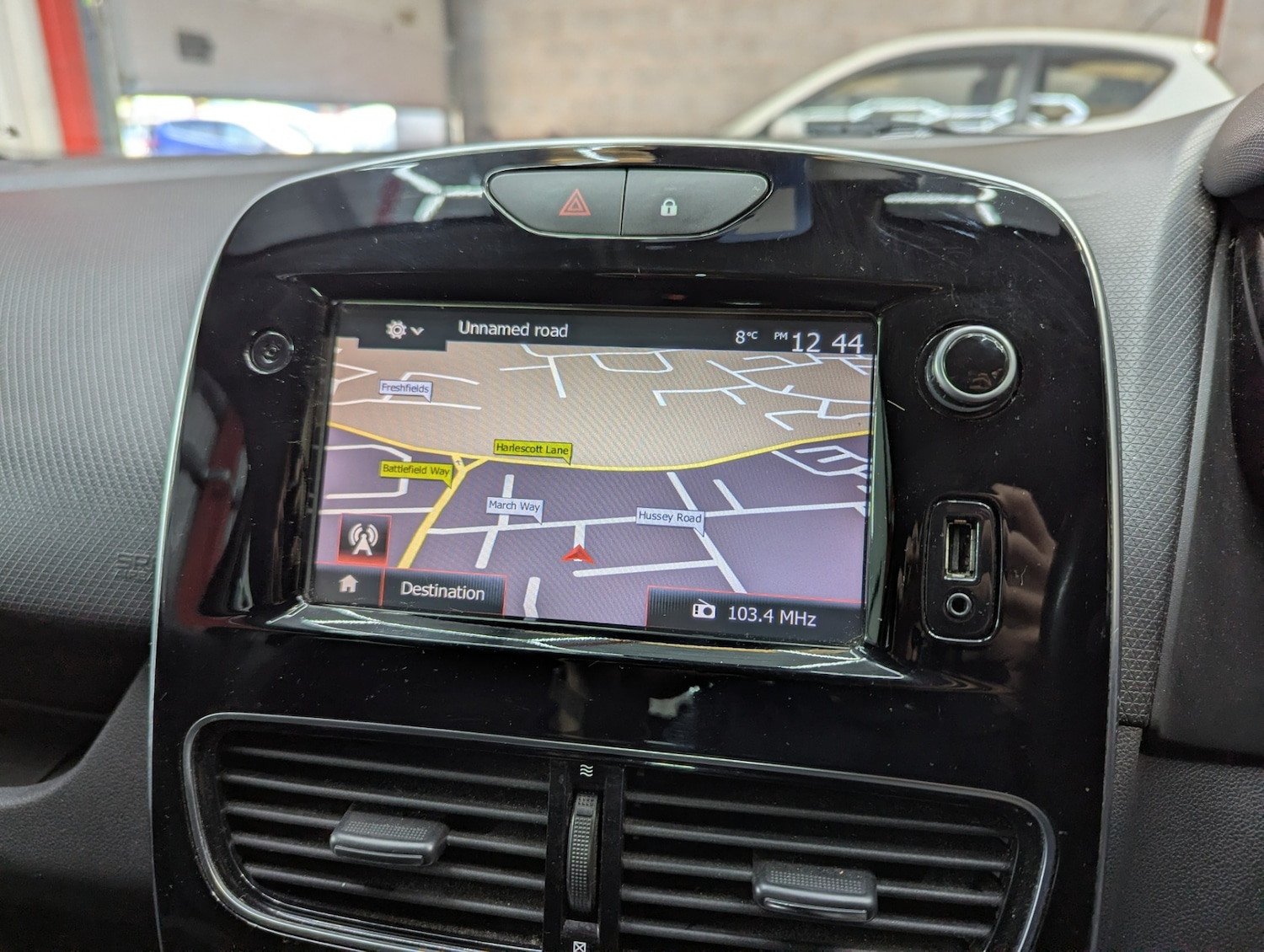 Used Renault Clio 2018 for sale - 76749049: Photo 22