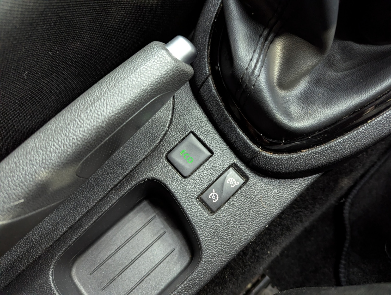 Used Renault Clio 2018 for sale - 76749049: Photo 24