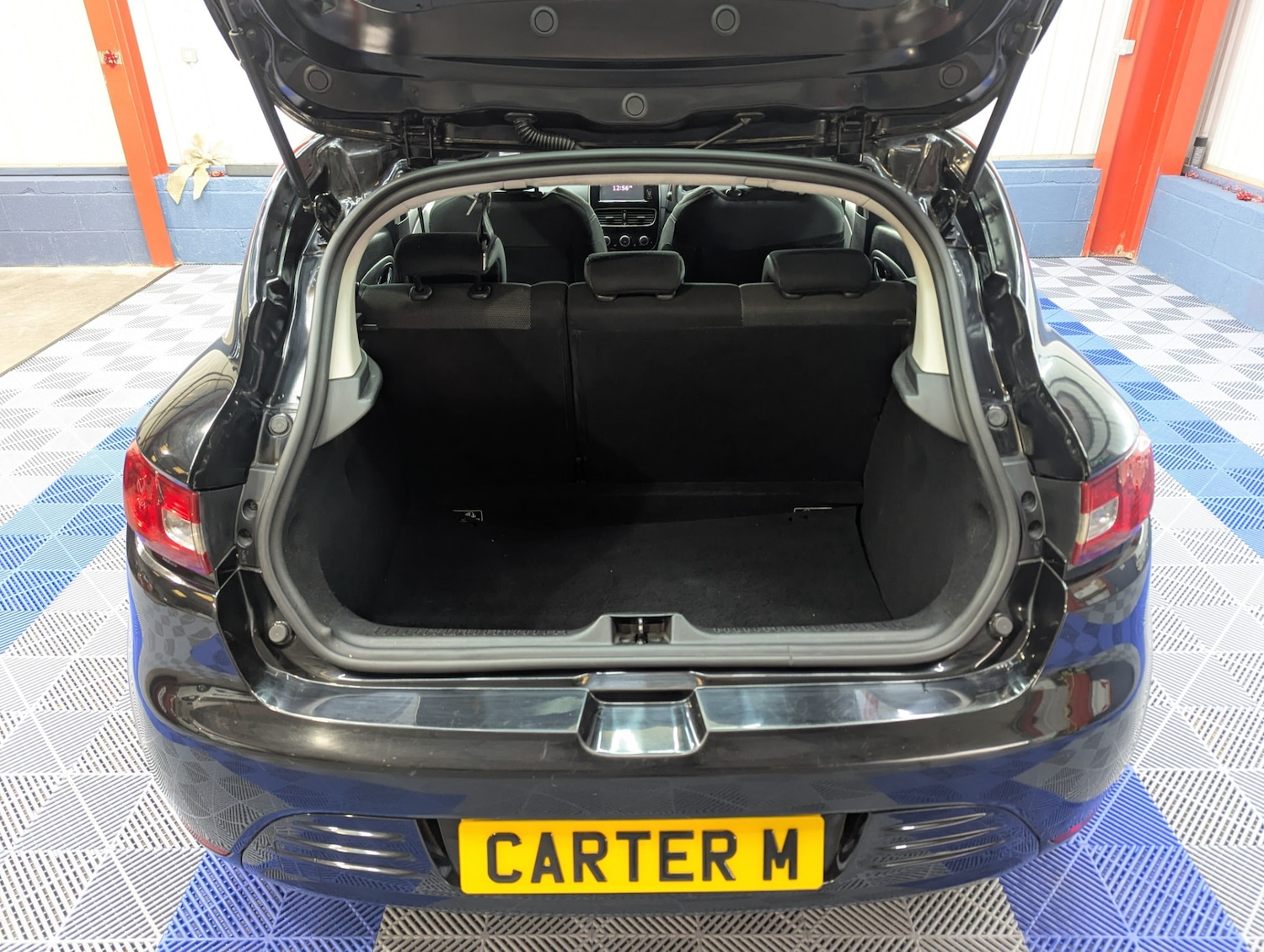 Used Renault Clio 2018 for sale - 76749049: Photo 35