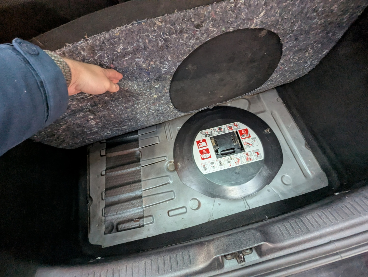 Used Renault Clio 2018 for sale - 76749049: Photo 37