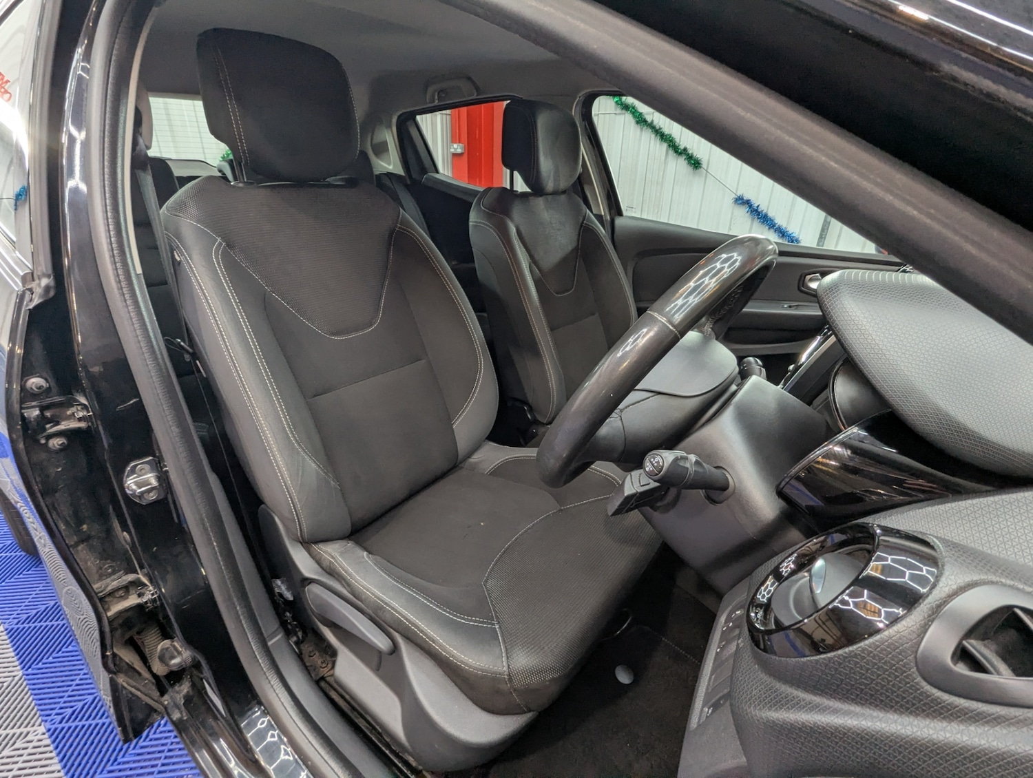 Used Renault Clio 2018 for sale - 76749049: Photo 8