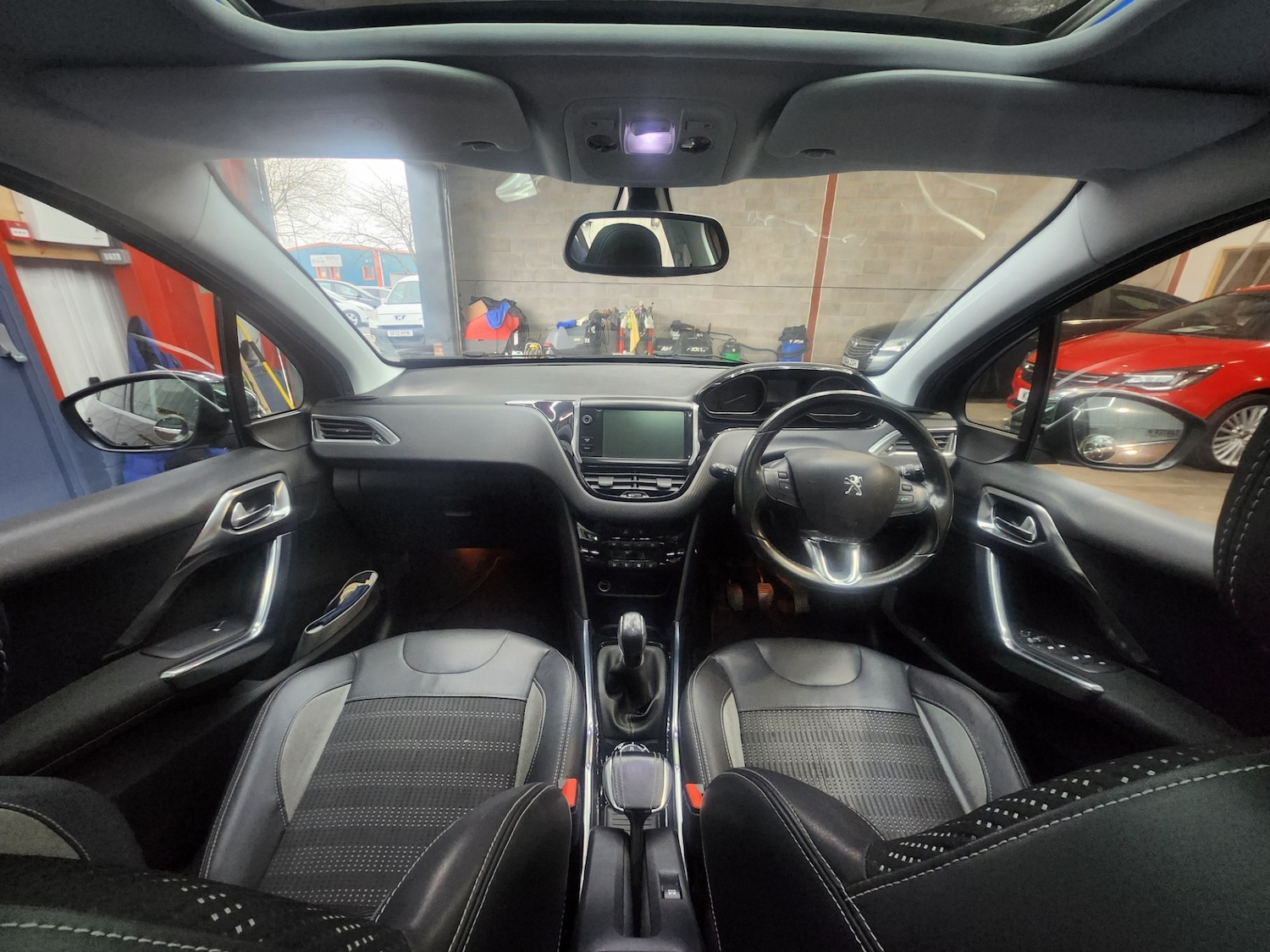 Used Peugeot 2008 2013 for sale - 77568758: Photo 15