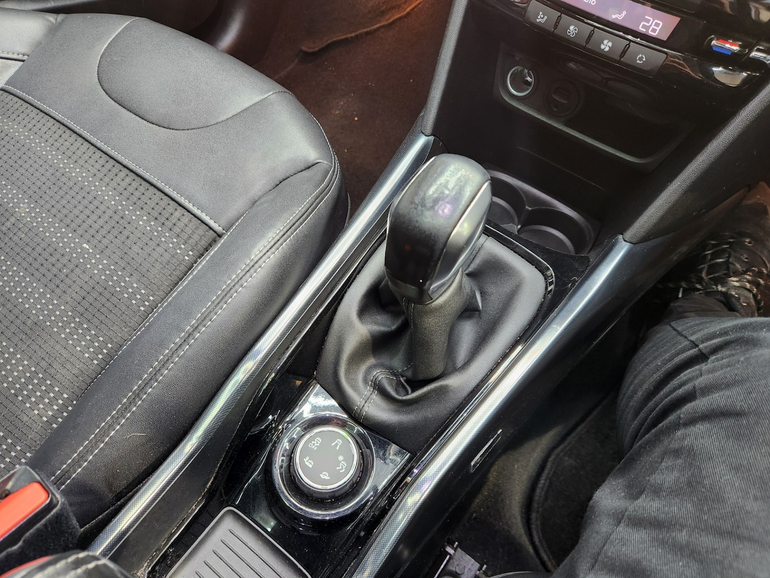 Used Peugeot 2008 2013 for sale - 77568758: Photo 29