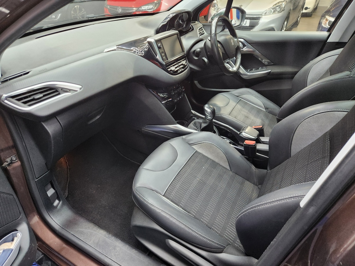 Used Peugeot 2008 2013 for sale - 77568758: Photo 9