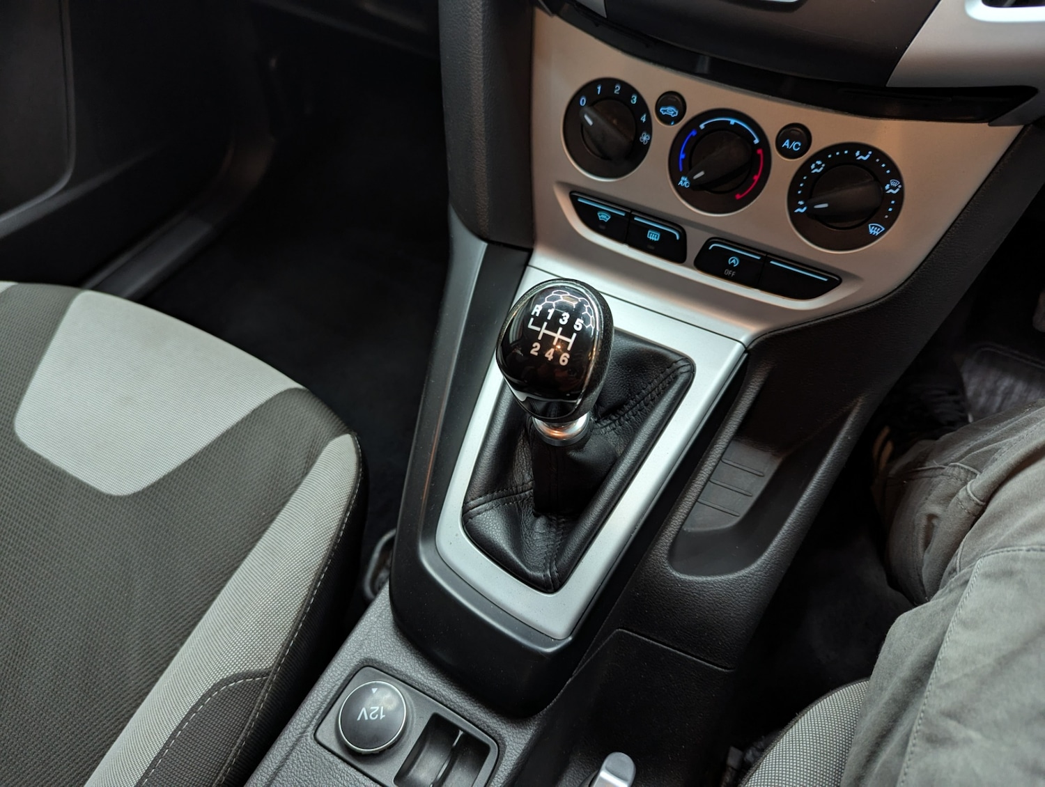 Used Ford Focus 2013 for sale - 76468821: Photo 14