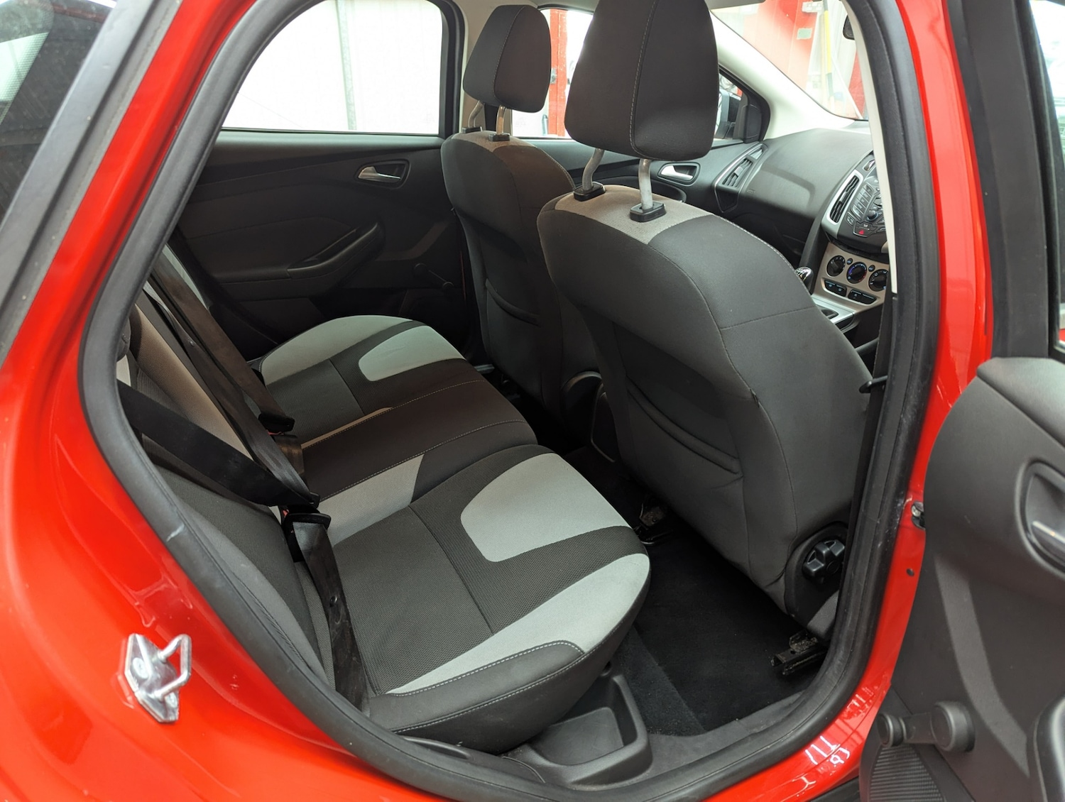 Used Ford Focus 2013 for sale - 76468821: Photo 18