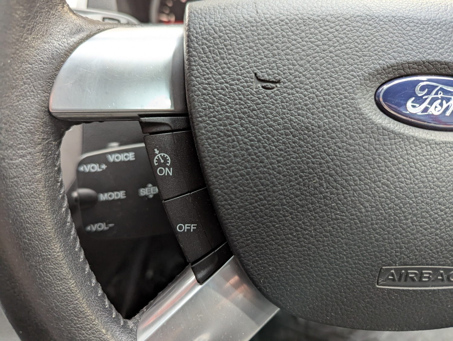 Used Ford Kuga 2010 for sale - 76467951: Photo 10