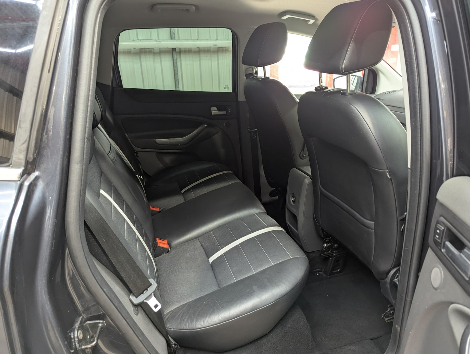 Used Ford Kuga 2010 for sale - 76467951: Photo 24