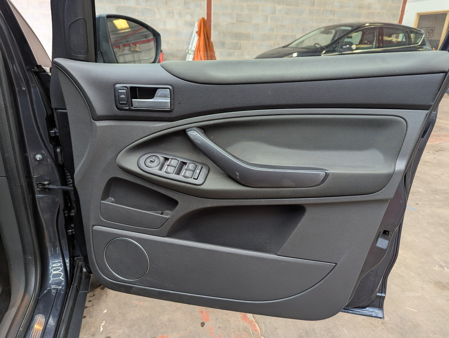 Used Ford Kuga 2010 for sale - 76467951: Photo 26