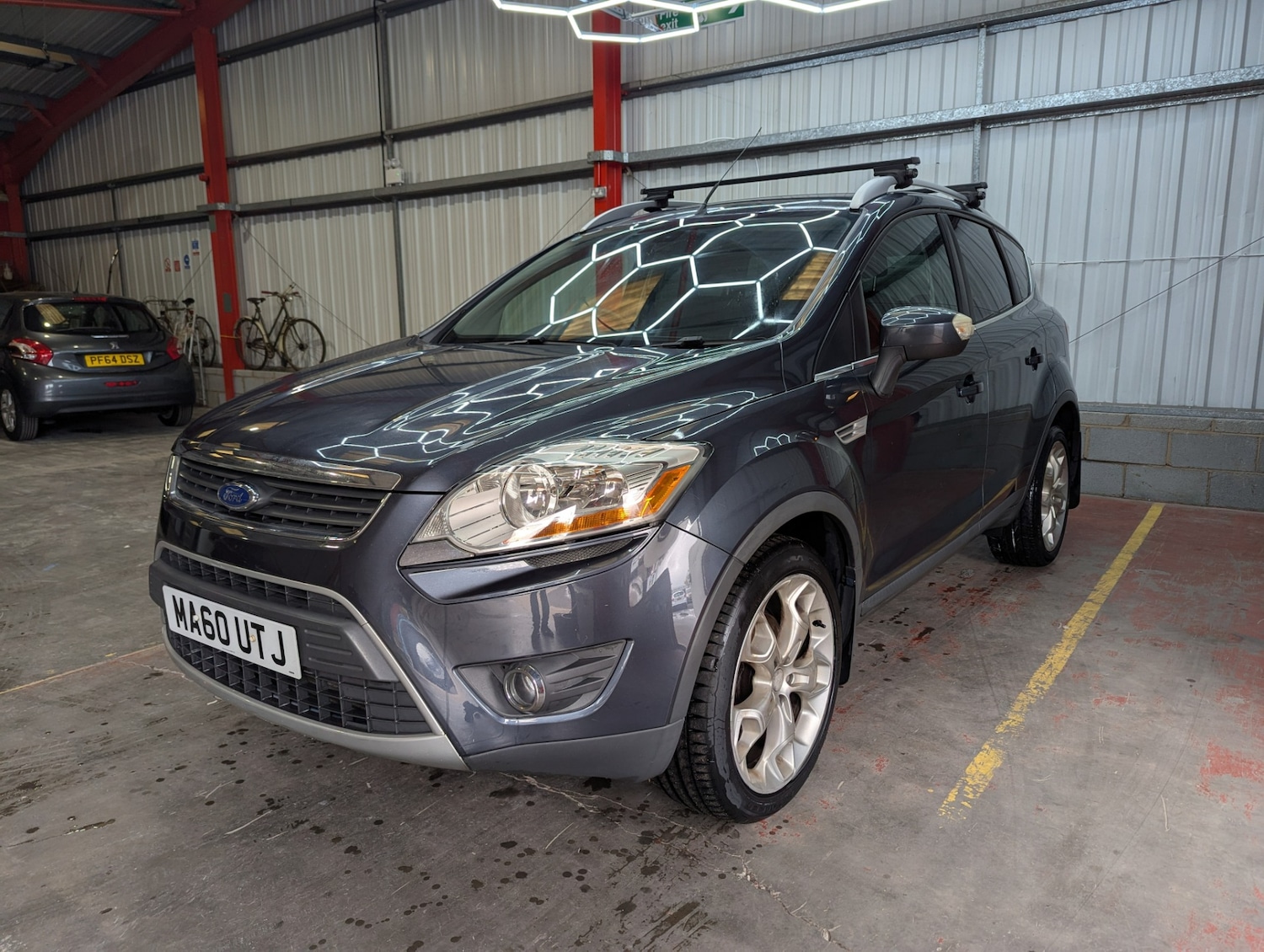 Used Ford Kuga 2010 for sale - 76467951: Photo 3