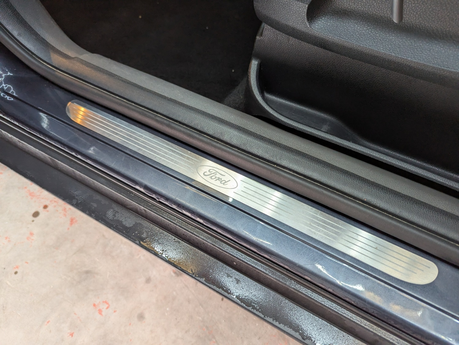 Used Ford Kuga 2010 for sale - 76467951: Photo 30