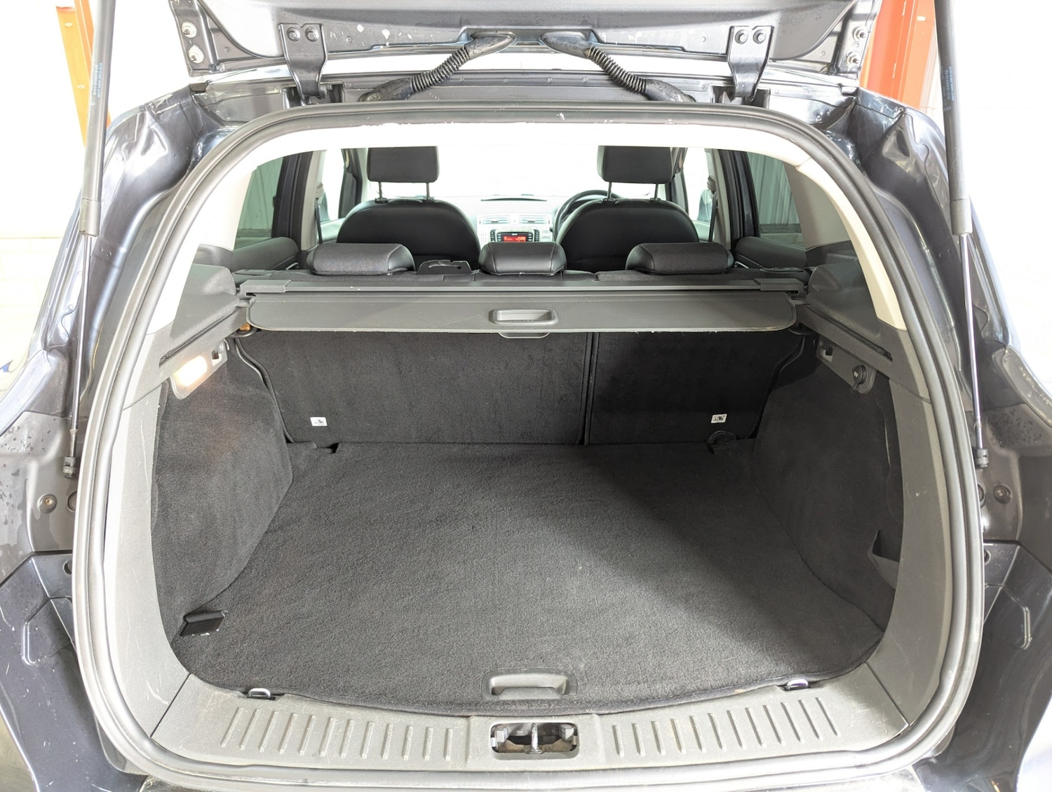 Used Ford Kuga 2010 for sale - 76467951: Photo 41