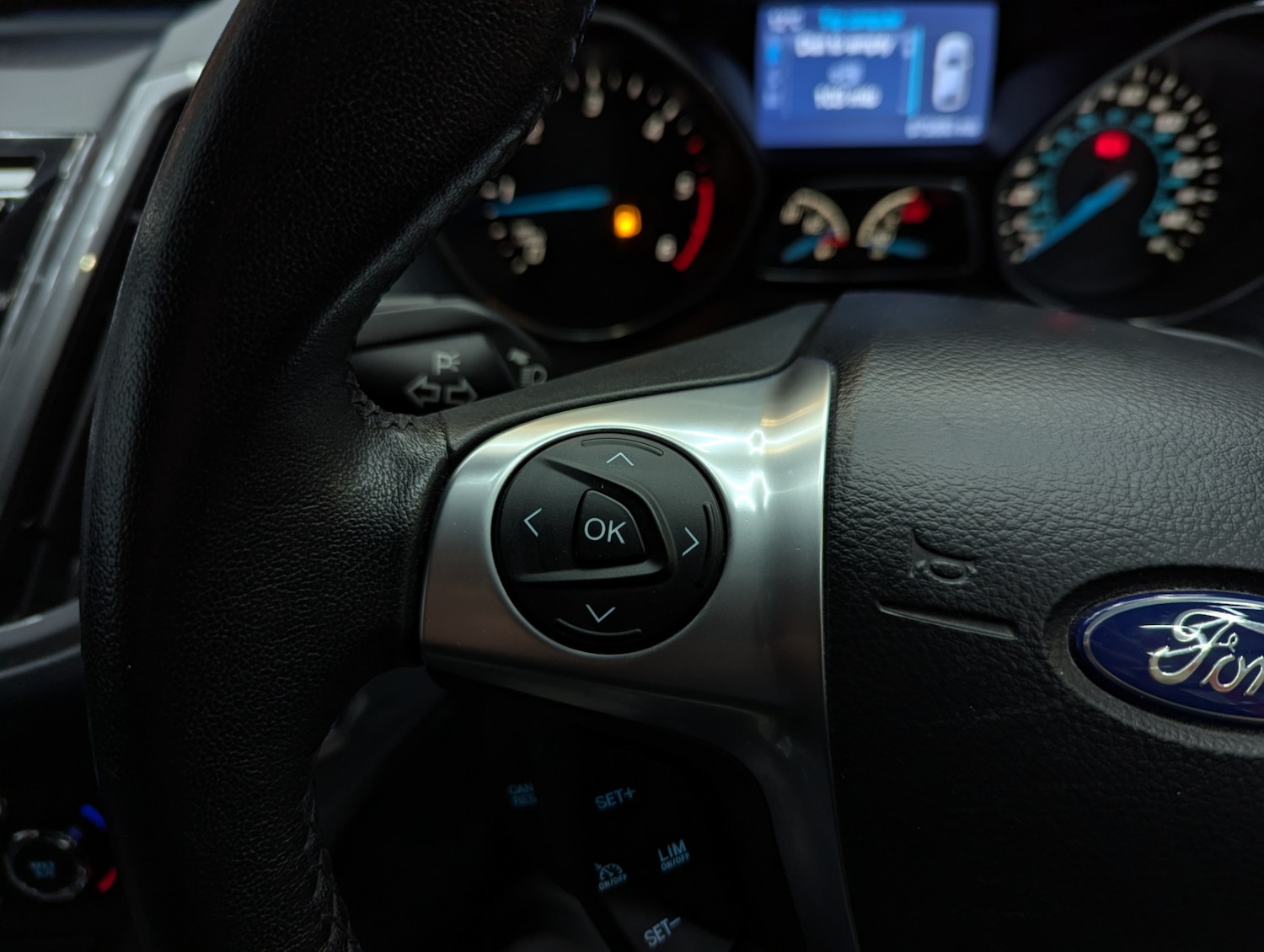 Used Ford C-Max 2015 for sale - 76792942: Photo 17