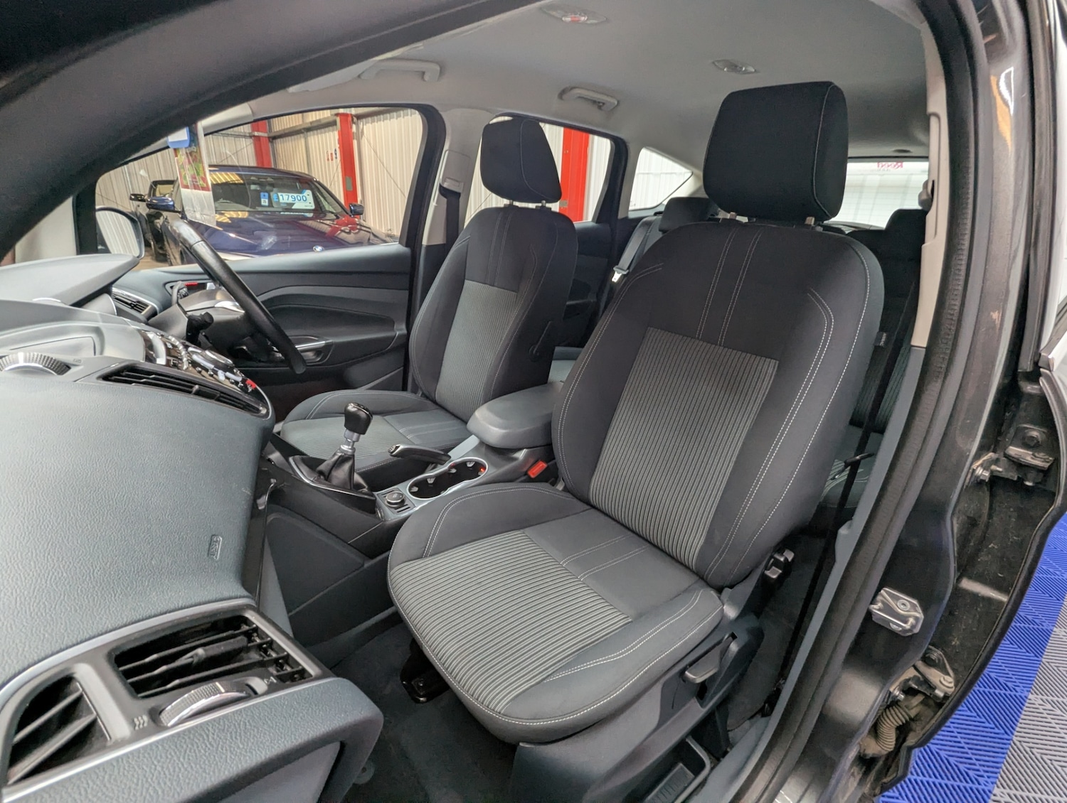 Used Ford C-Max 2015 for sale - 76792942: Photo 28