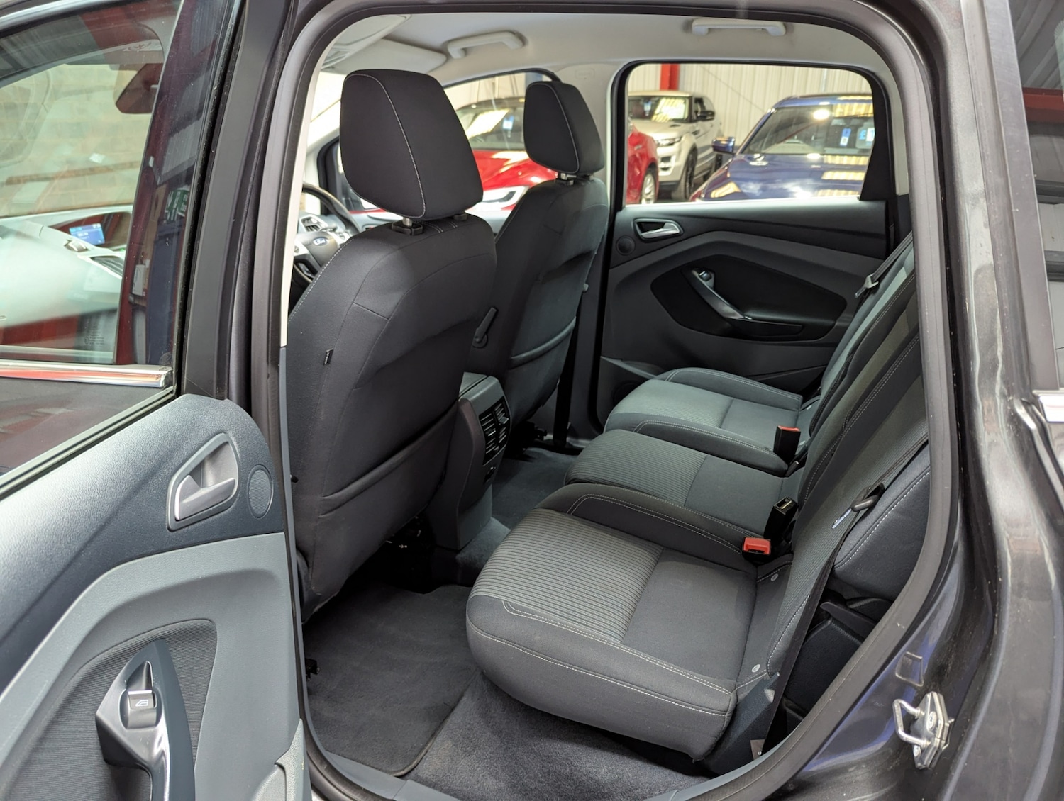 Used Ford C-Max 2015 for sale - 76792942: Photo 29