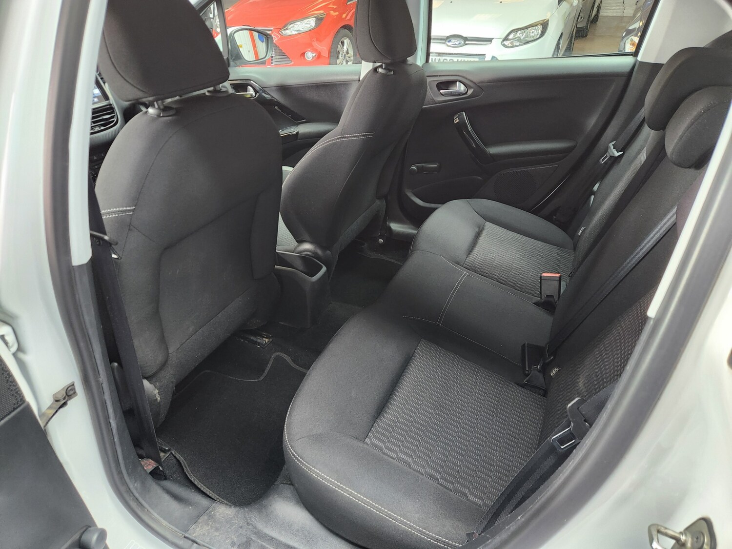 Used Peugeot 208 2015 for sale - 78039252: Photo 12