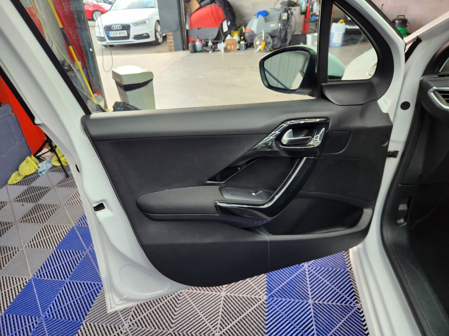 Used Peugeot 208 2015 for sale - 78039252: Photo 20