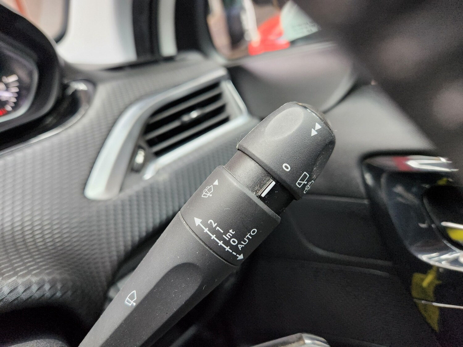 Used Peugeot 208 2015 for sale - 78039252: Photo 29