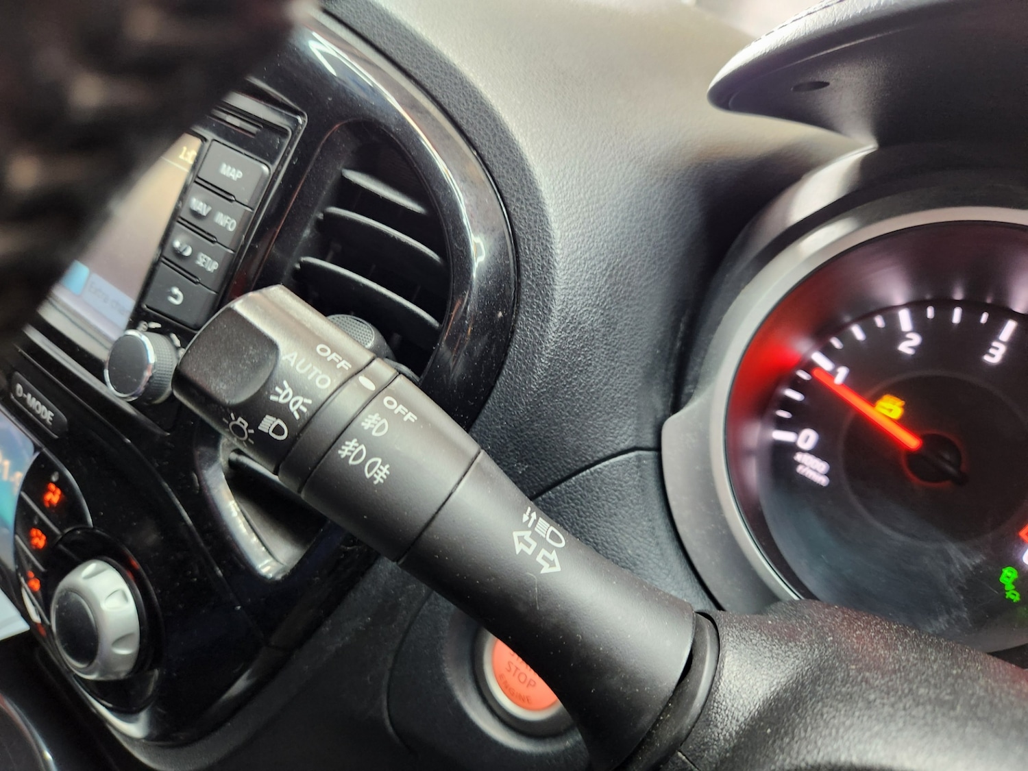 Used Nissan Juke 2016 for sale - 78039418: Photo 28