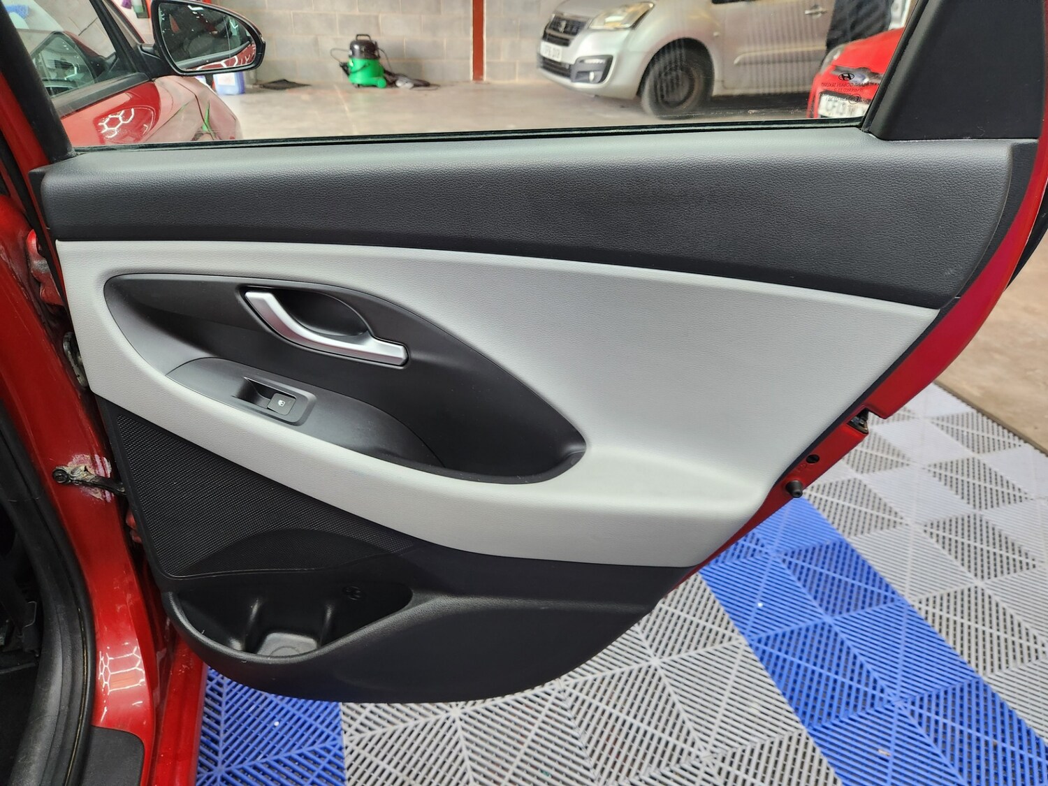 Used Hyundai i30 2017 for sale - 77984538: Photo 20