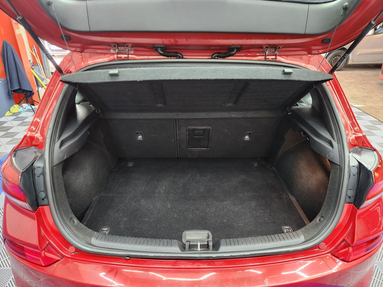 Used Hyundai i30 2017 for sale - 77984538: Photo 24