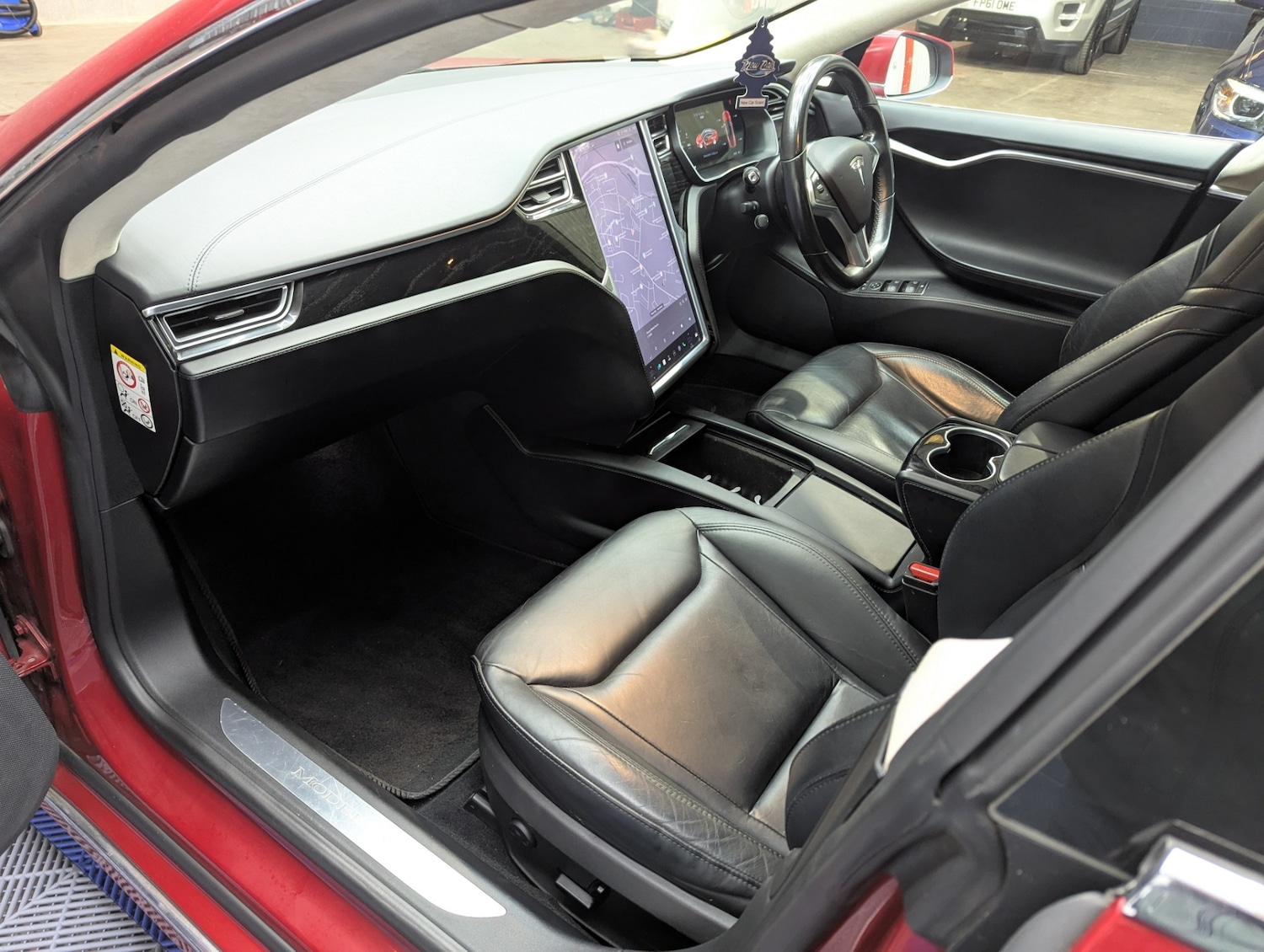 Used Tesla Model S 2017 for sale - 76427749: Photo 17