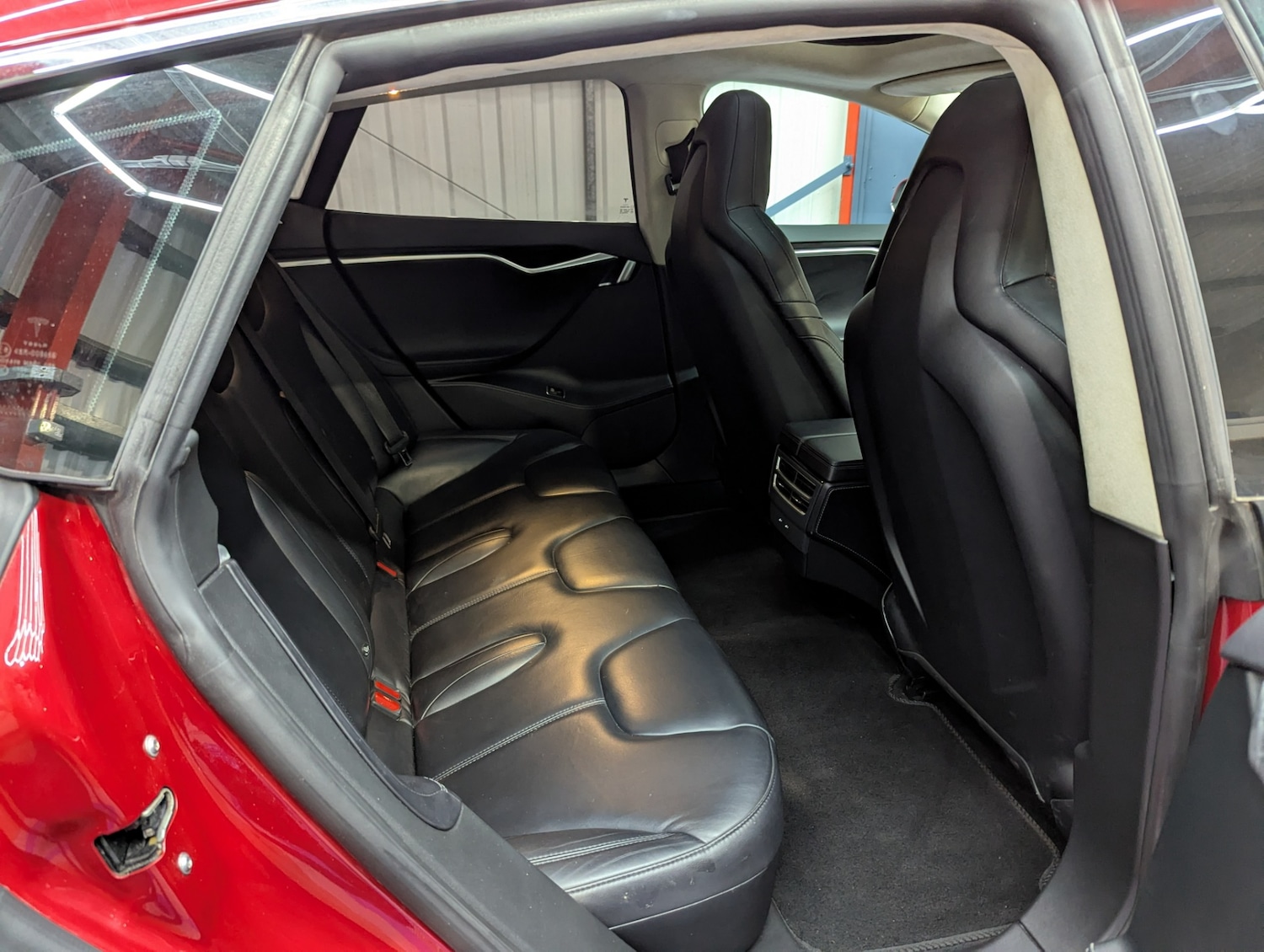 Used Tesla Model S 2017 for sale - 76427749: Photo 21