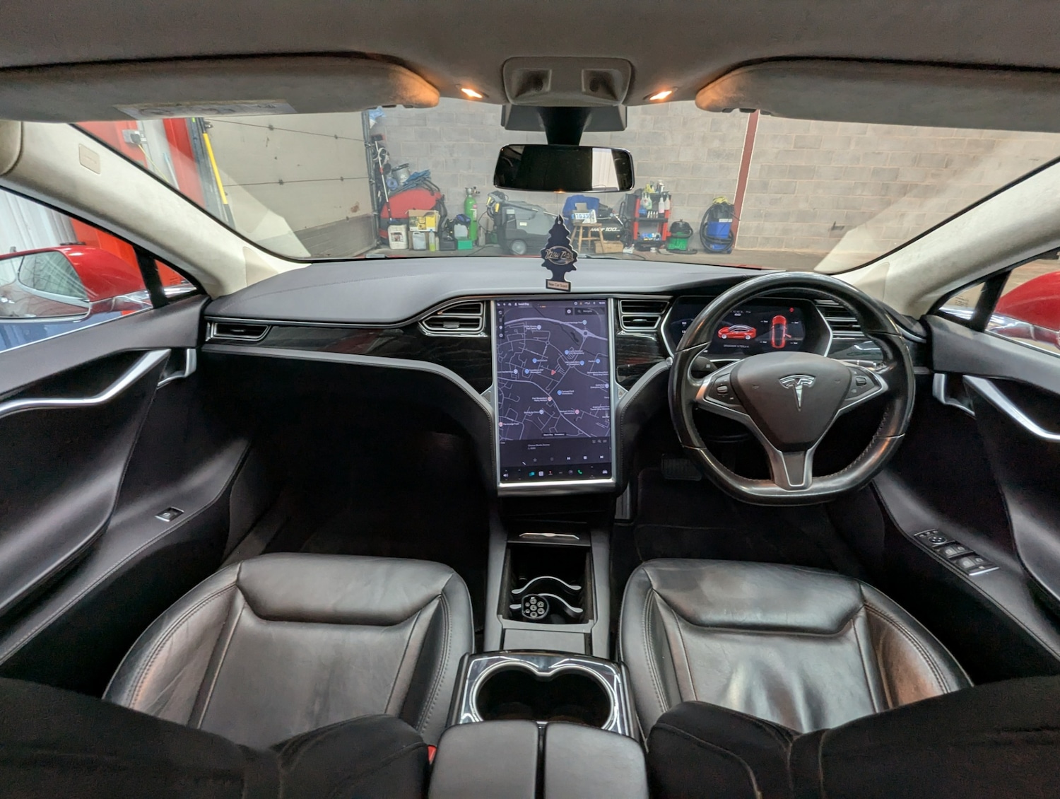 Used Tesla Model S 2017 for sale - 76427749: Photo 23