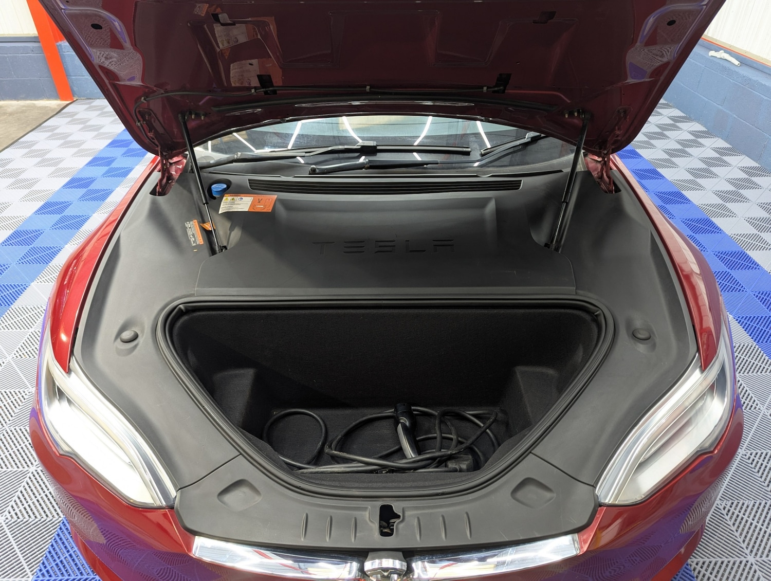 Used Tesla Model S 2017 for sale - 76427749: Photo 30