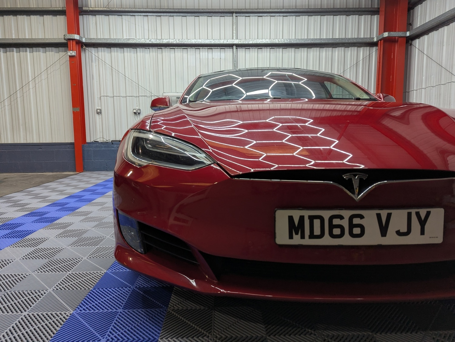 Used Tesla Model S 2017 for sale - 76427749: Photo 5