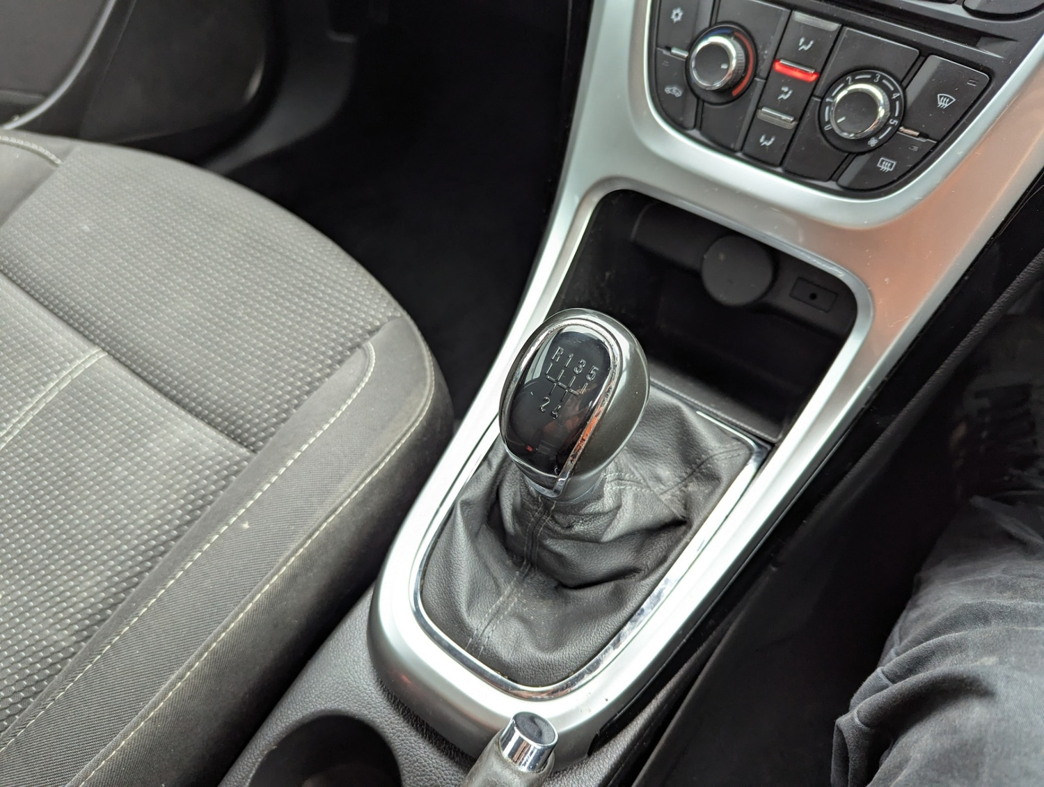 Used Vauxhall Astra 2013 for sale - 76436870: Photo 17