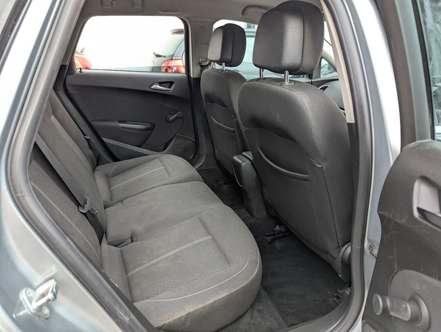 Used Vauxhall Astra 2013 for sale - 76436870: Photo 24