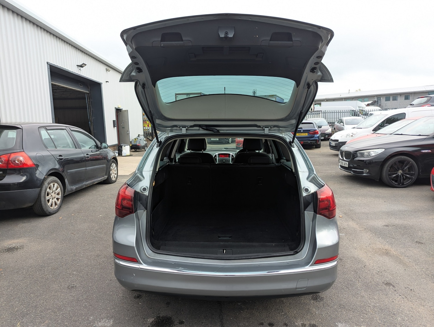 Used Vauxhall Astra 2013 for sale - 76436870: Photo 26