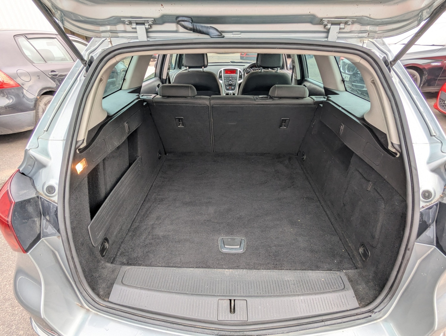 Used Vauxhall Astra 2013 for sale - 76436870: Photo 28