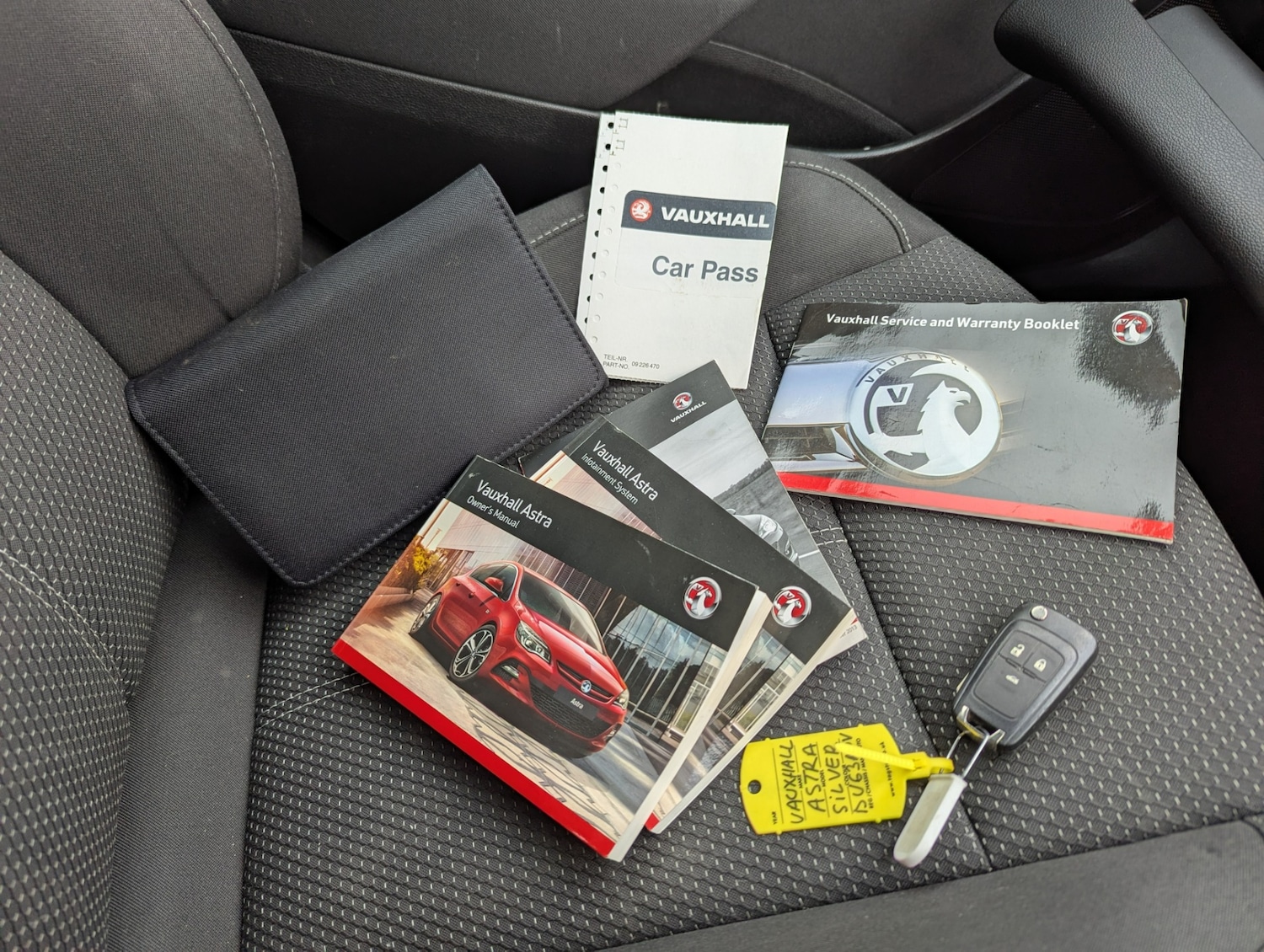 Used Vauxhall Astra 2013 for sale - 76436870: Photo 35