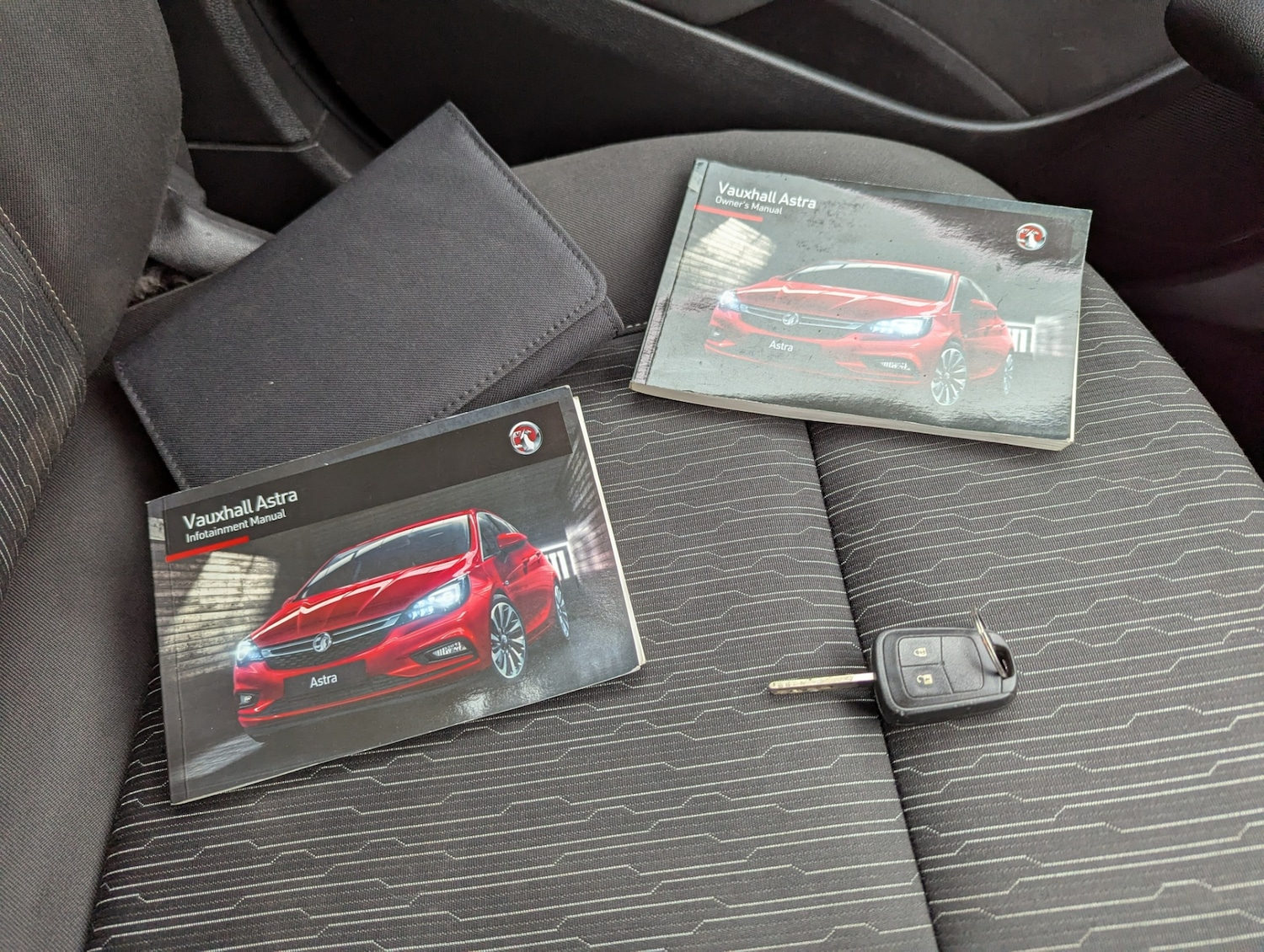 Used Vauxhall Astra 2015 for sale - 76588879: Photo 36