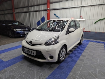 Used Toyota AYGO 2012 for sale - 77012945: Photo