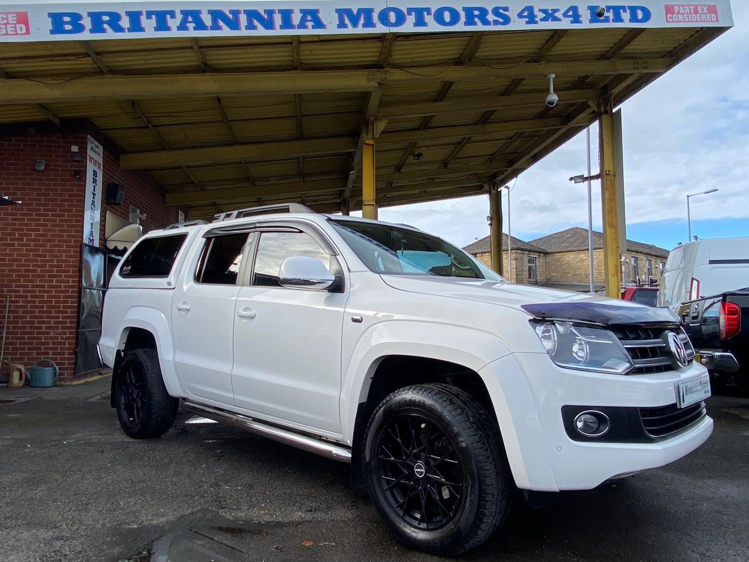 Used Volkswagen Amarok 2013 for sale - 76352593: Photo 1