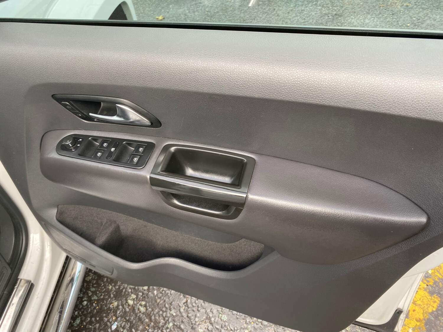 Used Volkswagen Amarok 2013 for sale - 76352593: Photo 21