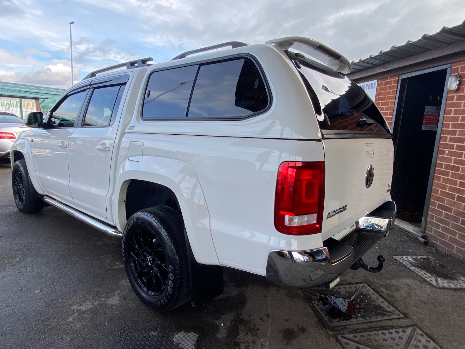 Used Volkswagen Amarok 2013 for sale - 76352593: Photo 3