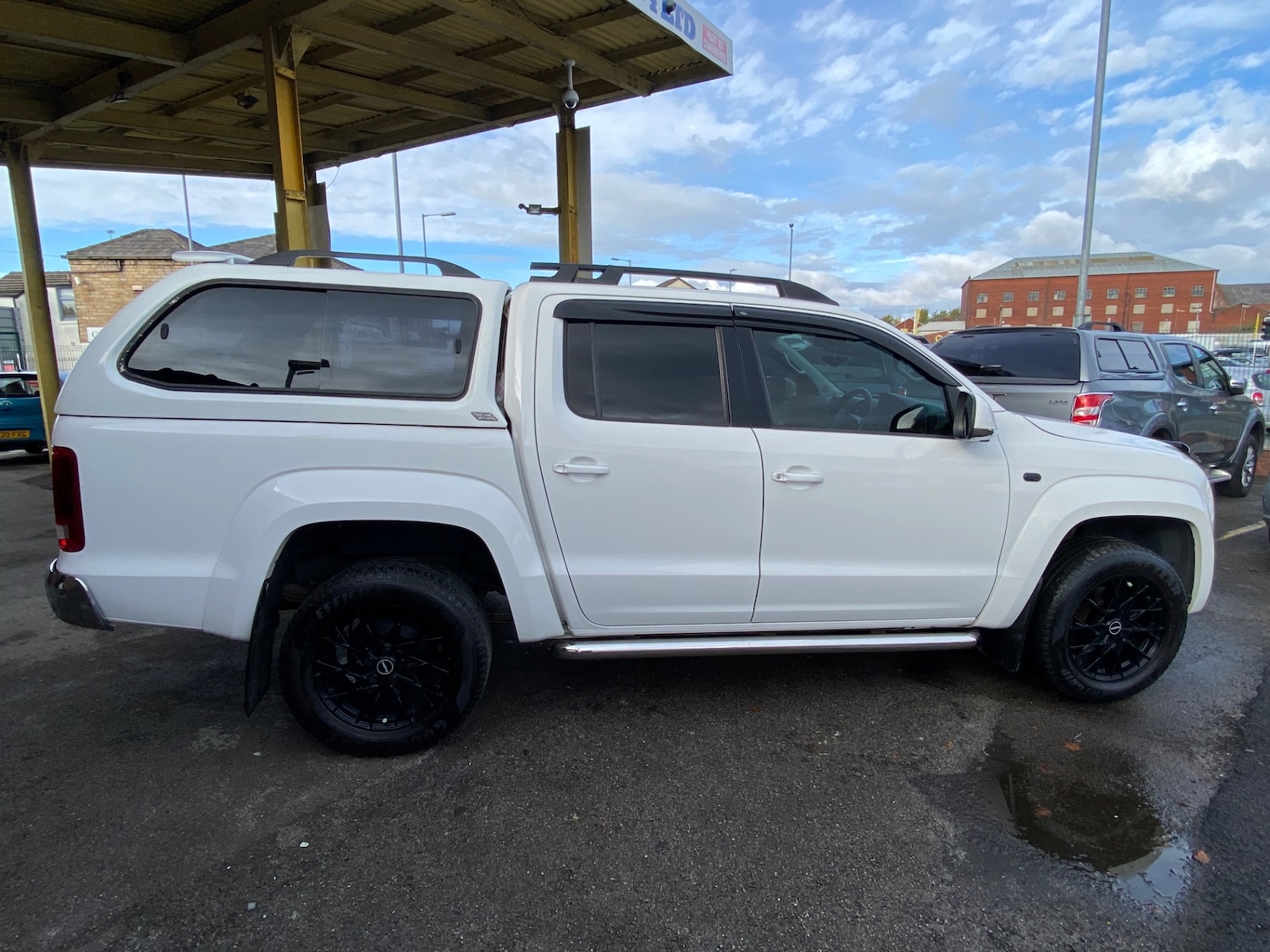 Used Volkswagen Amarok 2013 for sale - 76352593: Photo 5