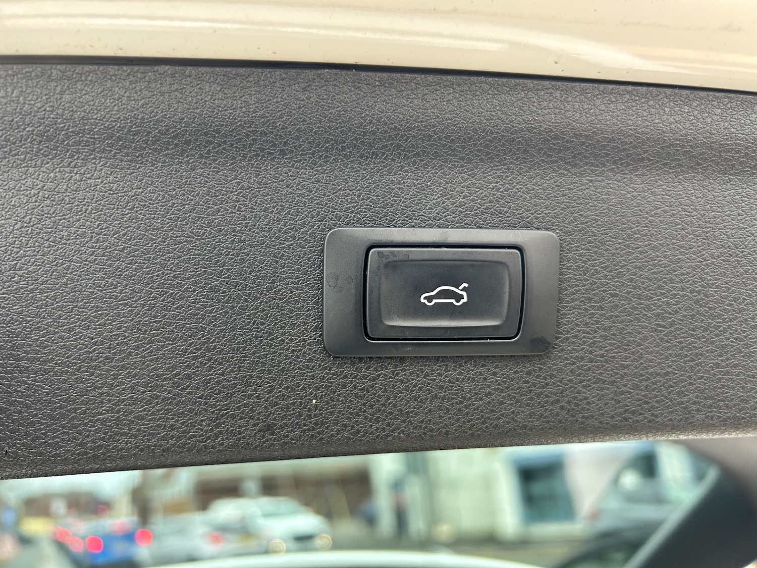 Used Audi Q3 2015 for sale - 77749748: Photo 15