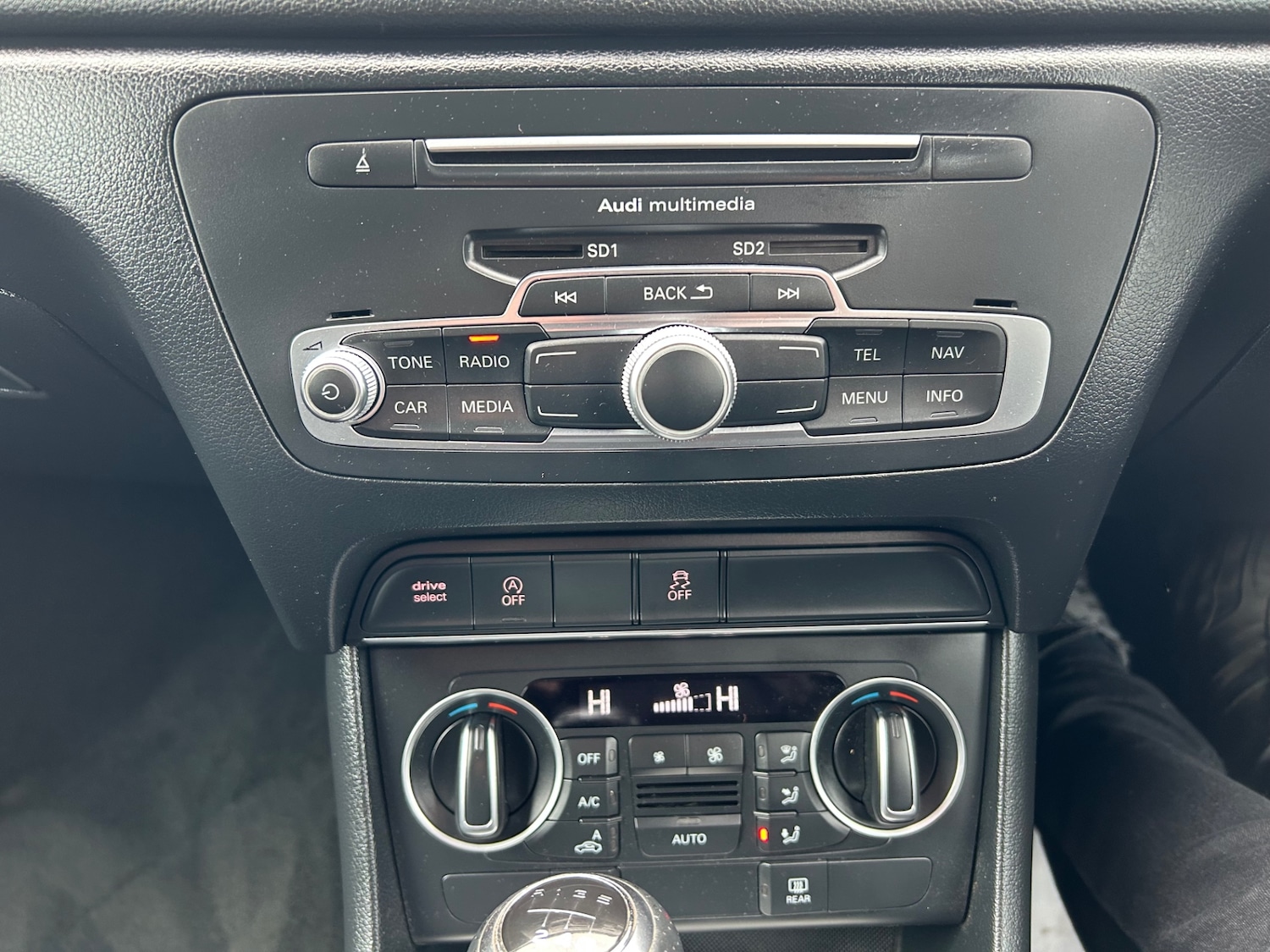 Used Audi Q3 2015 for sale - 77749748: Photo 19