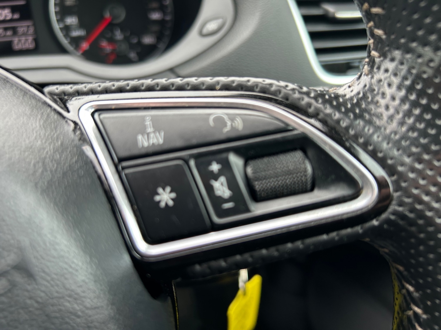 Used Audi Q3 2015 for sale - 77749748: Photo 21