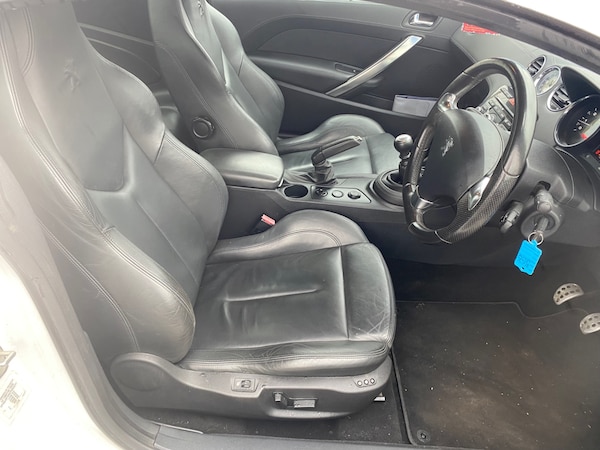 Used Peugeot RCZ 2012 for sale - 76193467: Photo 6