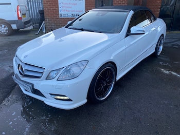 Used Mercedes-Benz E Class 2012 for sale - 76605389: Photo