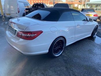 Used Mercedes-Benz E Class 2012 for sale - 76605389: Photo