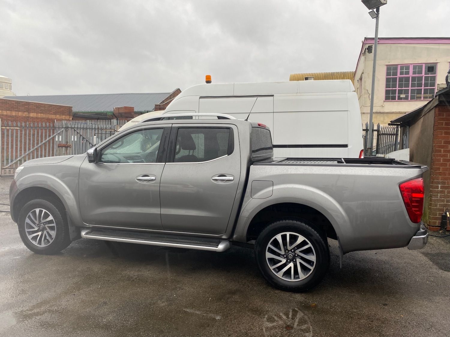 Used Nissan Navara 2016 for sale - 76799076: Photo 6
