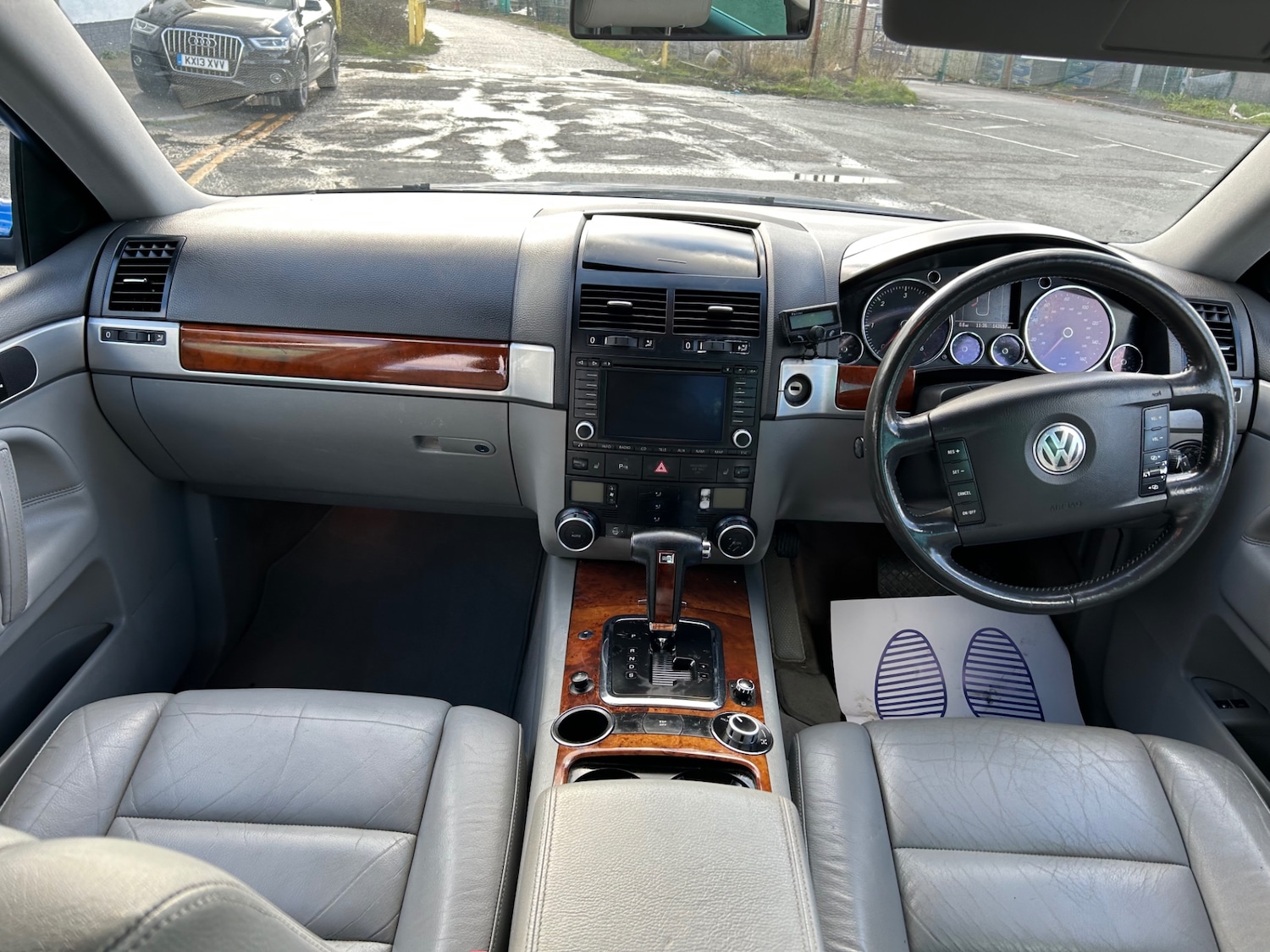 Used Volkswagen Touareg 2005 for sale - 77888749: Photo 14