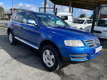 Used Volkswagen Touareg 2005 for sale - 77888749: Photo